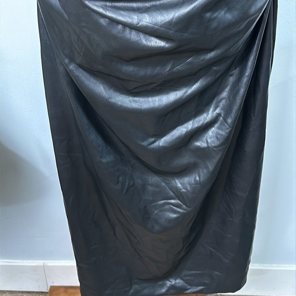 Express Body Contour Faux Leather Twist Front Midi Dress W/Built-In Shapewear Lg - Picture 7 of 13